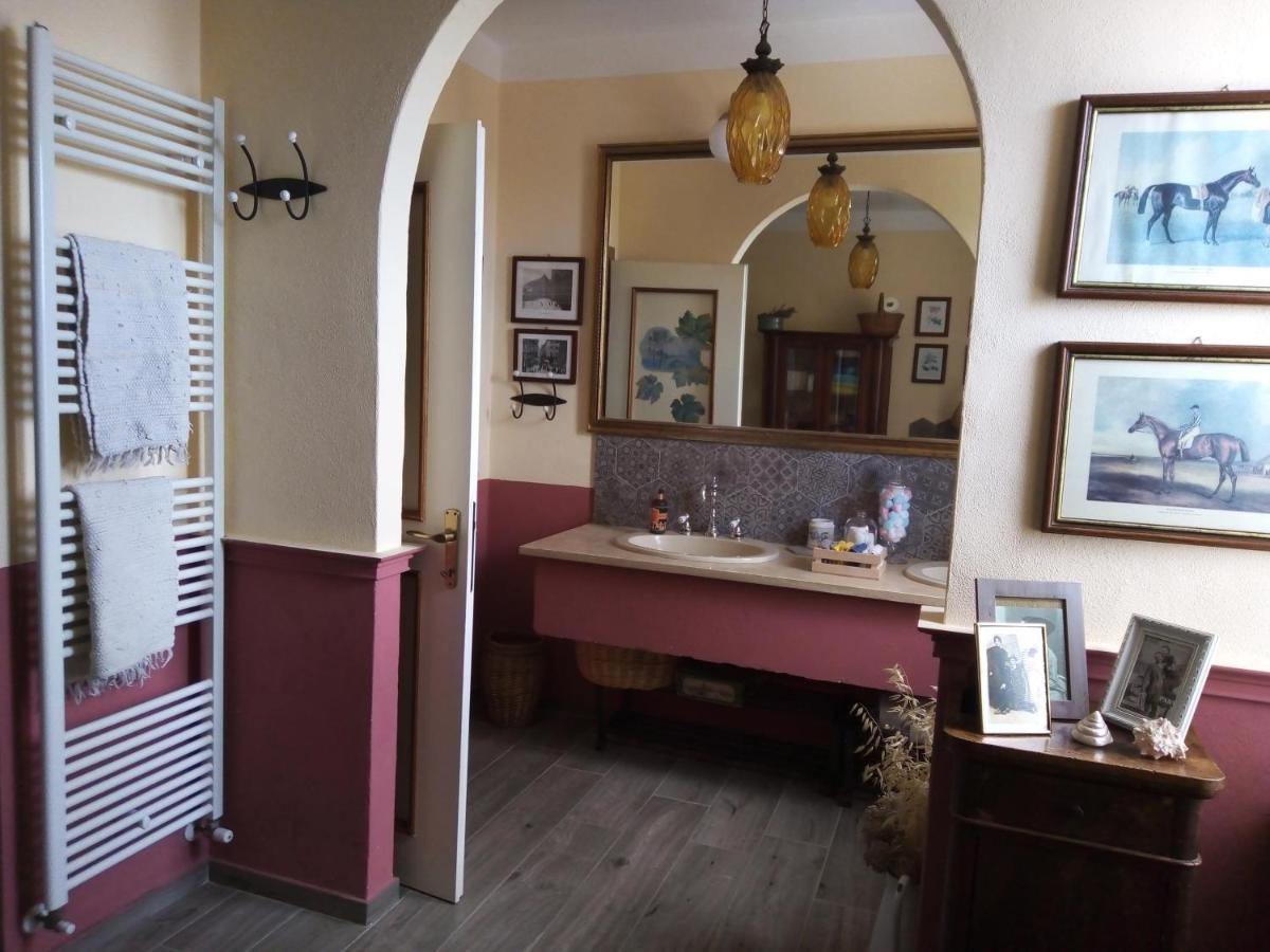 B&B La Gallinella Rossa Baschi Exterior photo